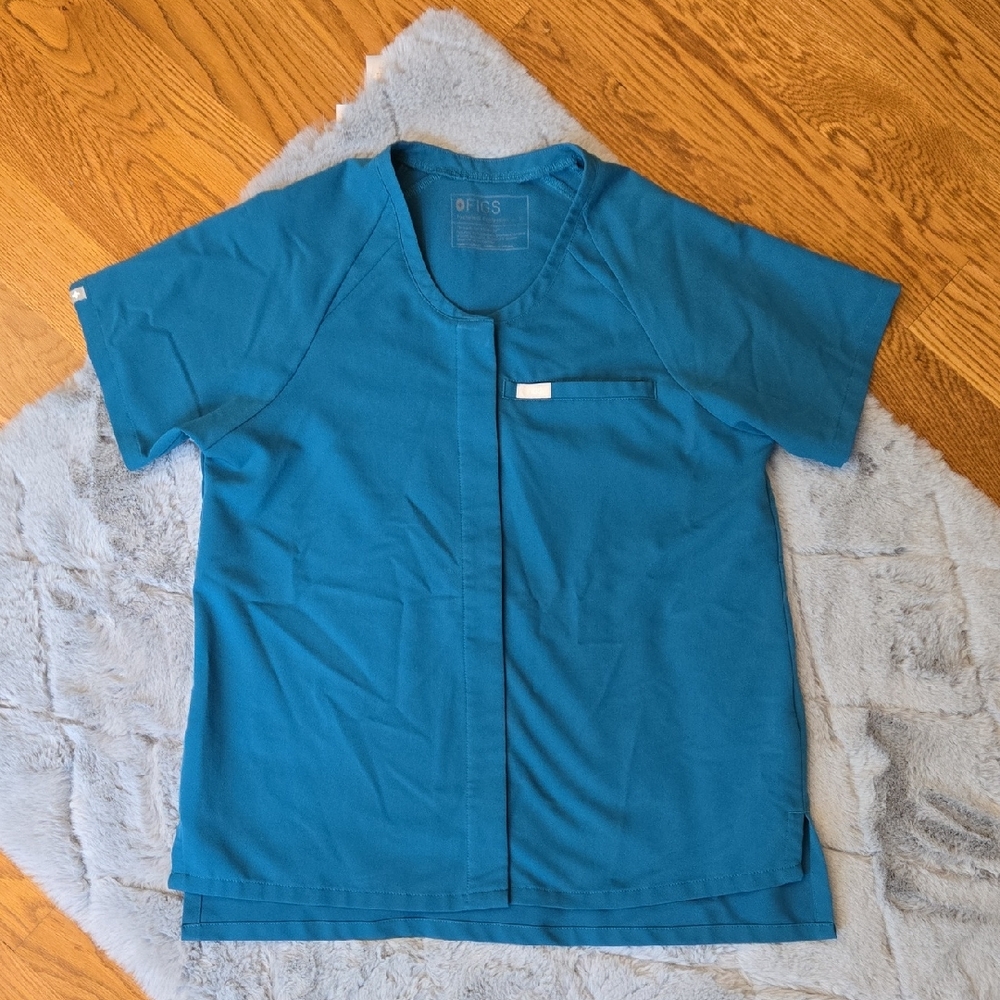 FIGS Blue Short Sleeve Scrub Top, Womens Small, Great Condition